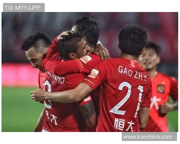 2017年恒大与东方足球队精彩对决回顾及赛季分析